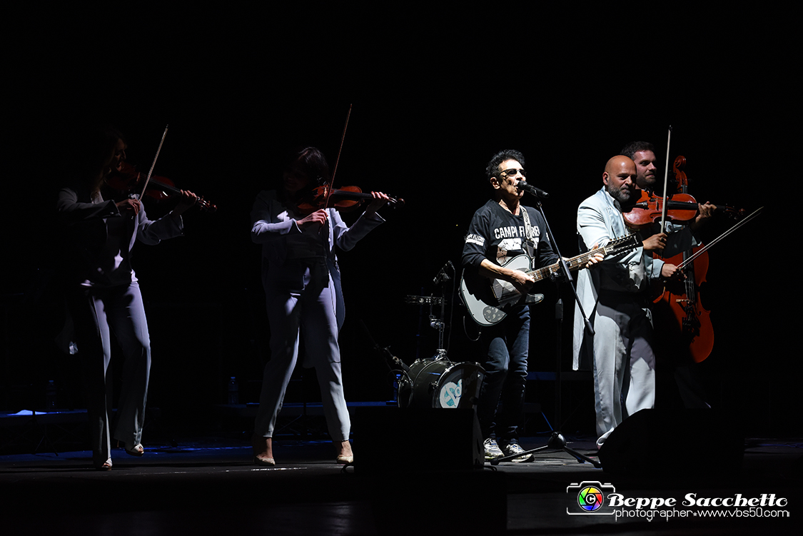 VBS_3991 - Concerto Edoardo Bennato - Peter Pan Rock 'n' Roll Tour.jpg